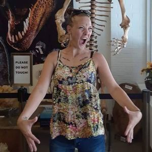 Meet your Posher, Cortney